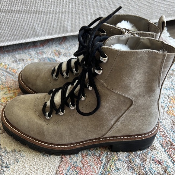 Target Winter Boot - Picture 4 of 5